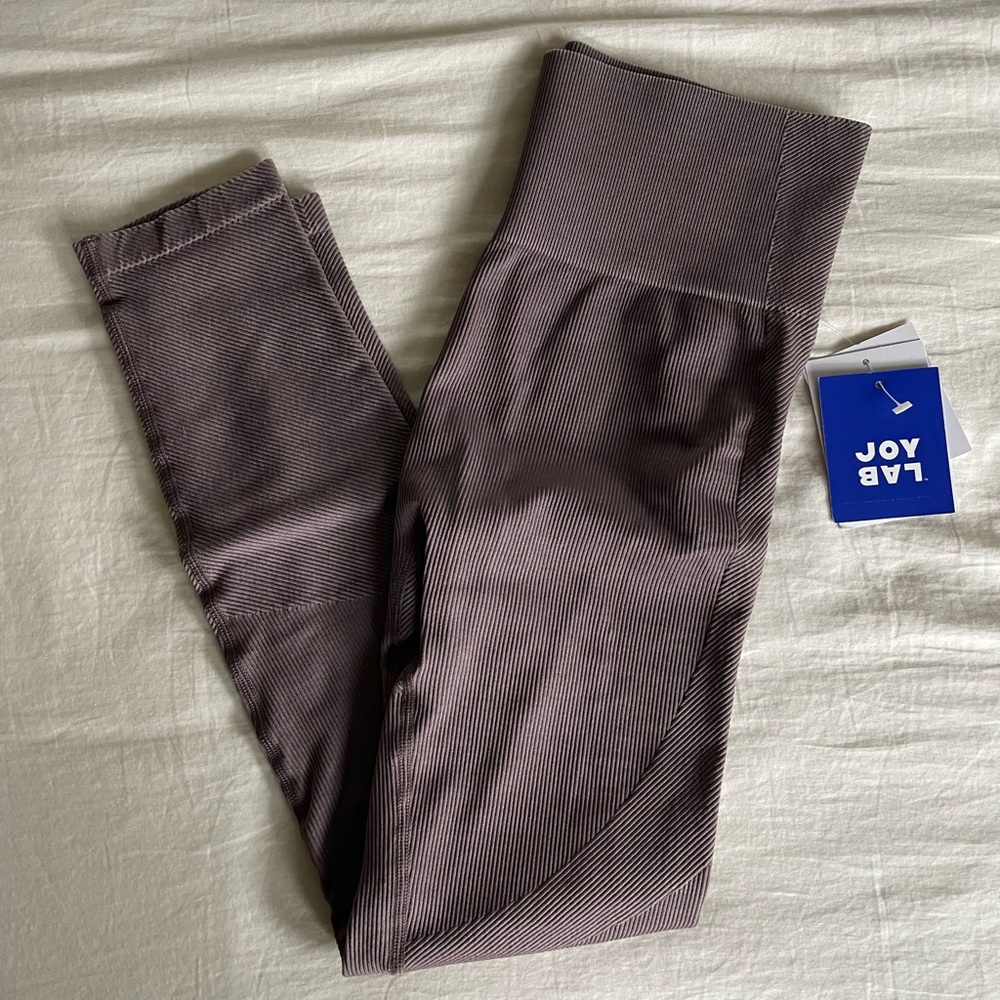 NWT women’s bra/leggings set - Picture 4 of 6